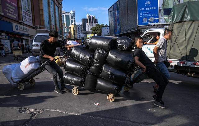 批发服装的网站_服装批发_批发服装市场